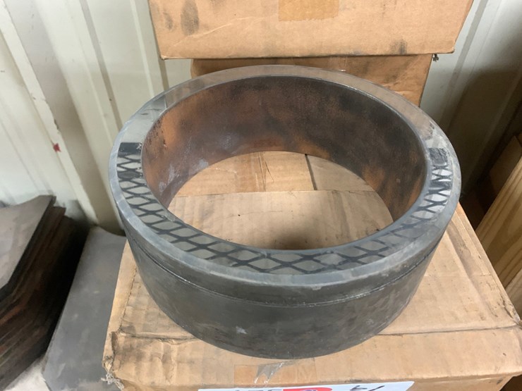(18)-7-1/16-10k-valve-seats-image-3
