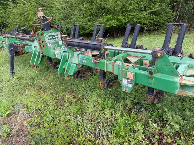 #504-•-unverferth,-model-330---12-row-ripper/stripper-tiller-image-5
