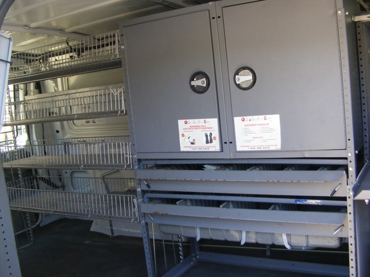 2010-ford-e250-sd-image-12