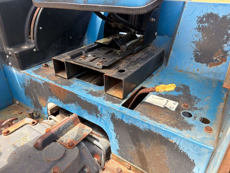 new-holland-7740-image-16