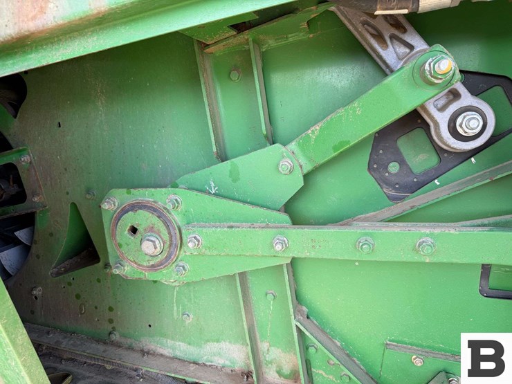 2009-john-deere-9770-sts-image-35