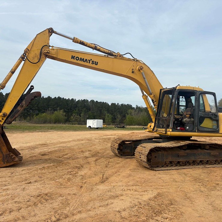 KOMATSU PC200