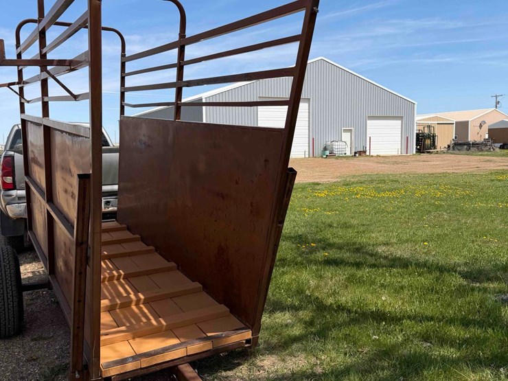 cattle-load-out-chute-image-2