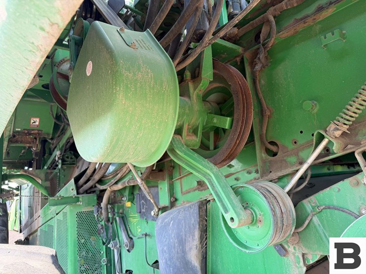 2009-john-deere-9770-sts-image-60