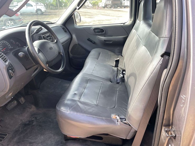 2002-ford-f150-image-10