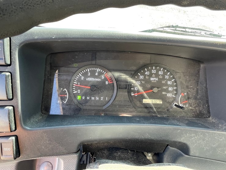 #3278-•-2017-isuzu-n-series-straight-truck-(has-wi-title)-image-56