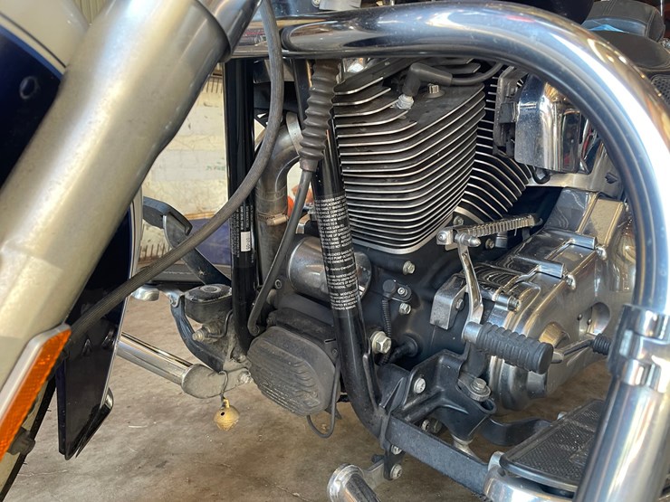 #1805-•-2005-harley-davidson-softail-motorcycle-(has-wi-title)-image-14