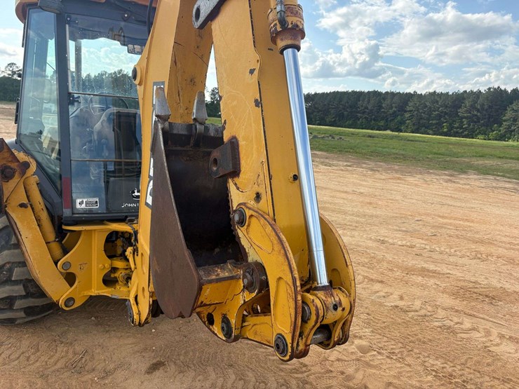 deere-310sg-image-40