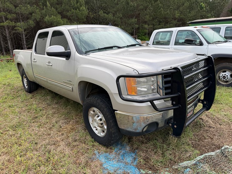 #520-•-2008-gmc-pickup-4wd-image-4