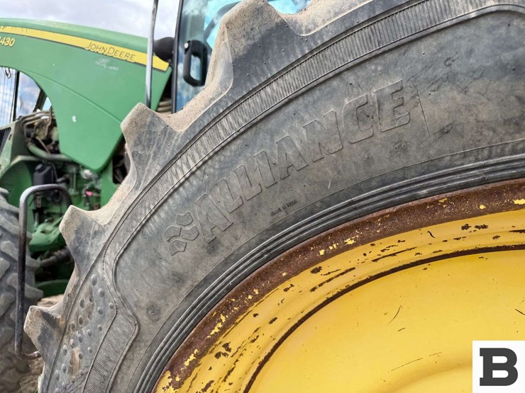 2007-john-deere-8430-image-47