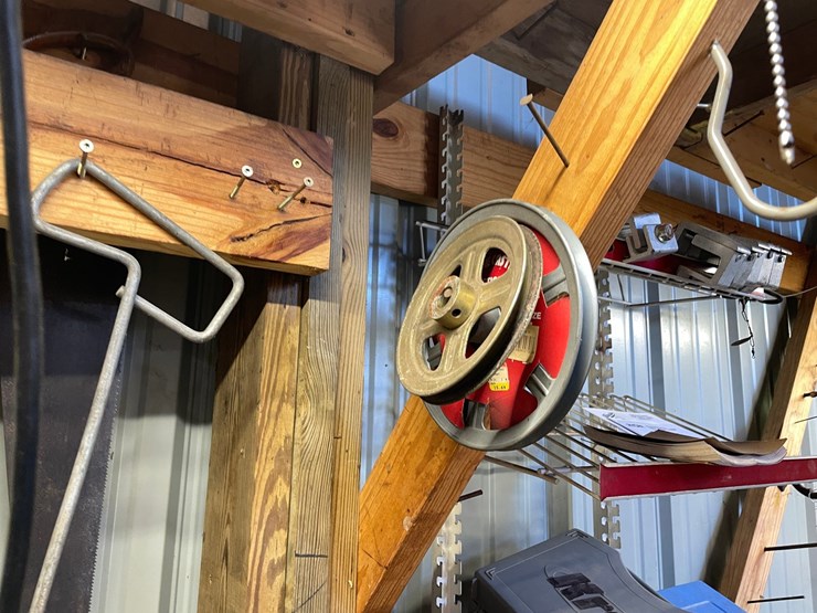 #1872-•-sanding-disks,-wire-brushes,-levels-and-more-image-7
