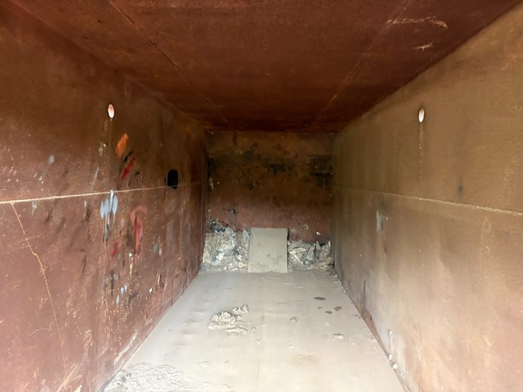 #23997-•-mcclain-~25'6"x~7'8"-roll-off-dumpster-image-20