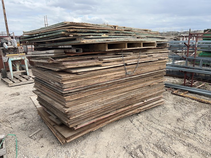 pallet-of-plywood-image-1