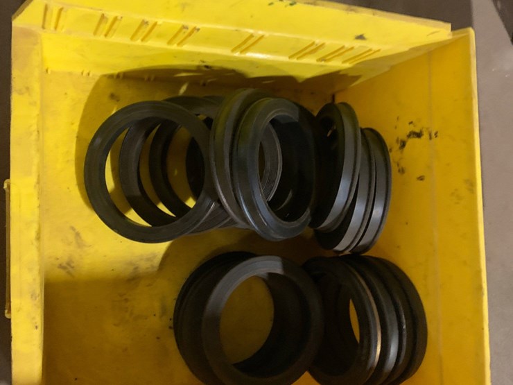cabinet-and-all-it’s-contents-(race-bearings,-padding,-msp’s,)-image-7