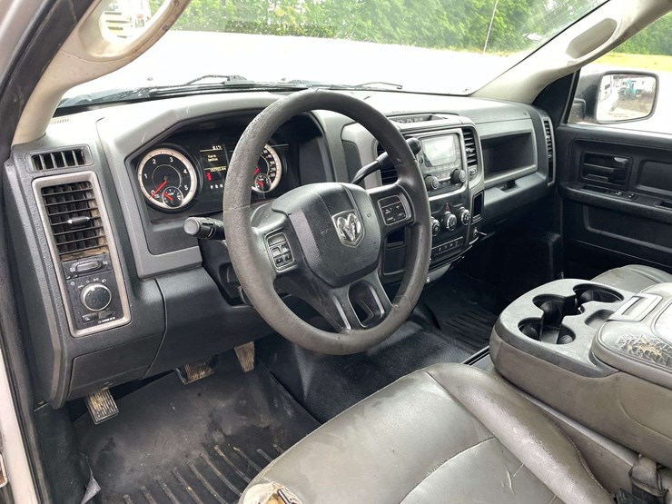 2016-dodge-ram-2500-image-11