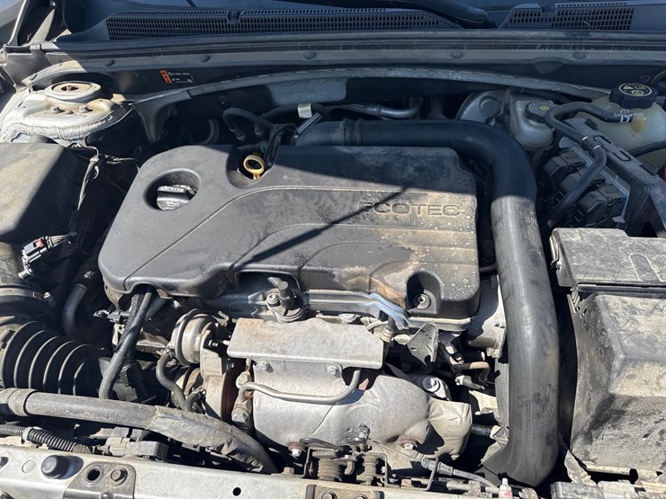 #41116-•-2018-chevrolet-malibu-sedan-1g1zb5st1jf293274-inv#-41116-image-32