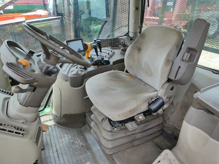 john-deere-6125r-image-8