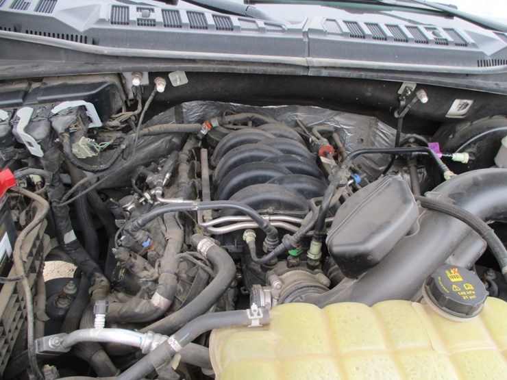 2019-ford-f150-xlt-image-5