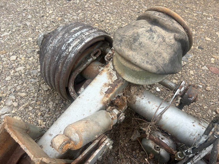#23992-•-t/a-truck-frame-rear-end-image-22