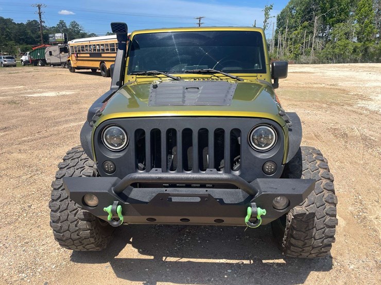 2010-jeep-wrangler-image-5