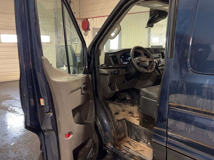 2020-ford-transit-image-10