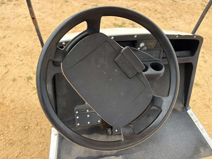 ez-go-24v-golf-cart-w/-battery-charger-image-12