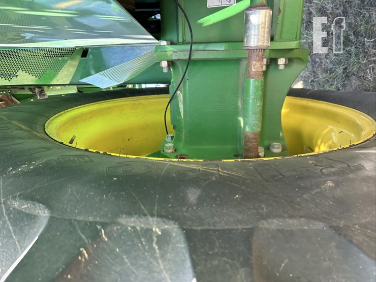 2016-john-deere-s680-image-79