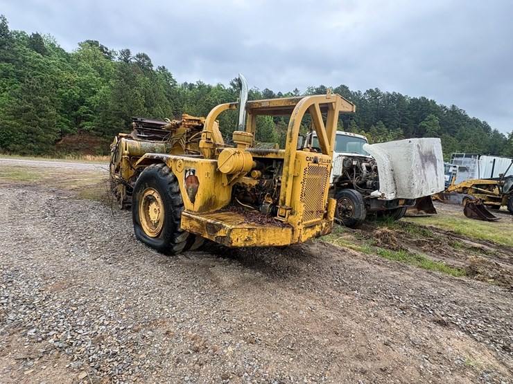 #23988-•-inop-caterpillar-c613-scraper-image-3