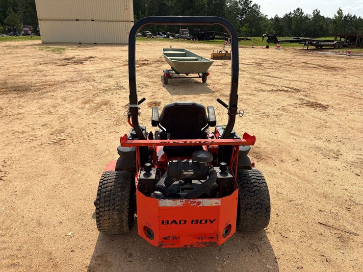 bad-boy-"outlaw"-72"-cut-zero-turn-lawn-mower-(1,403-hours)-image-6