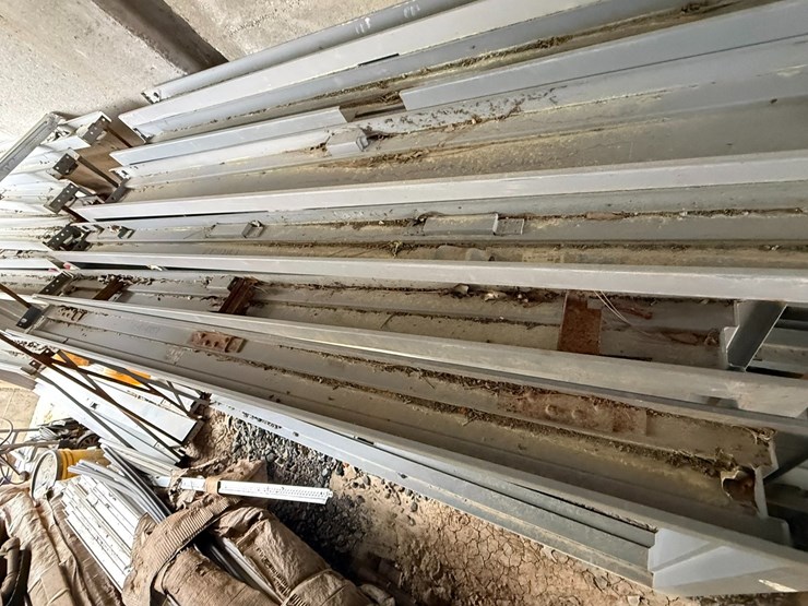 #41741-•-lot-of-(18)-unused-metal-door-frames-s-image-10