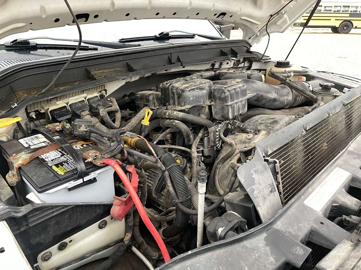 2016-ford-f350-xl-image-7