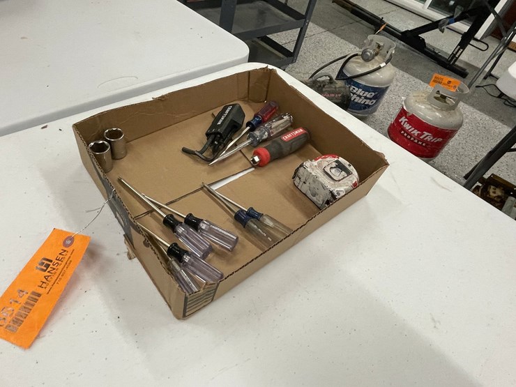 #8614-•-assortment-of-shop-tools-image-2