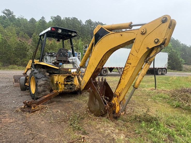 caterpillar-416b-image-5