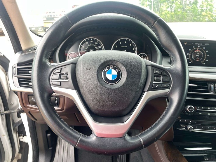 2015-bmw-x5-image-12