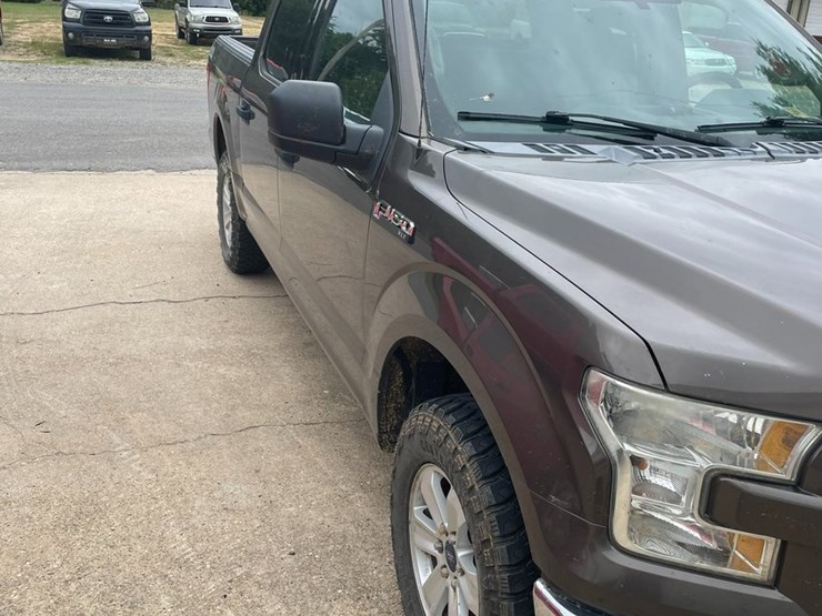 2015-ford-f150-image-2