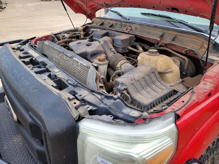 2011-ford-f350-image-26