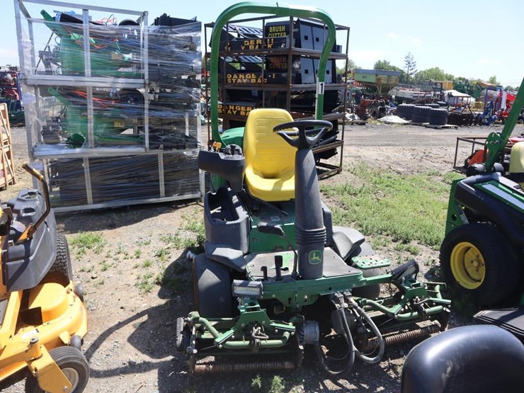 john-deere-2500e-image-3