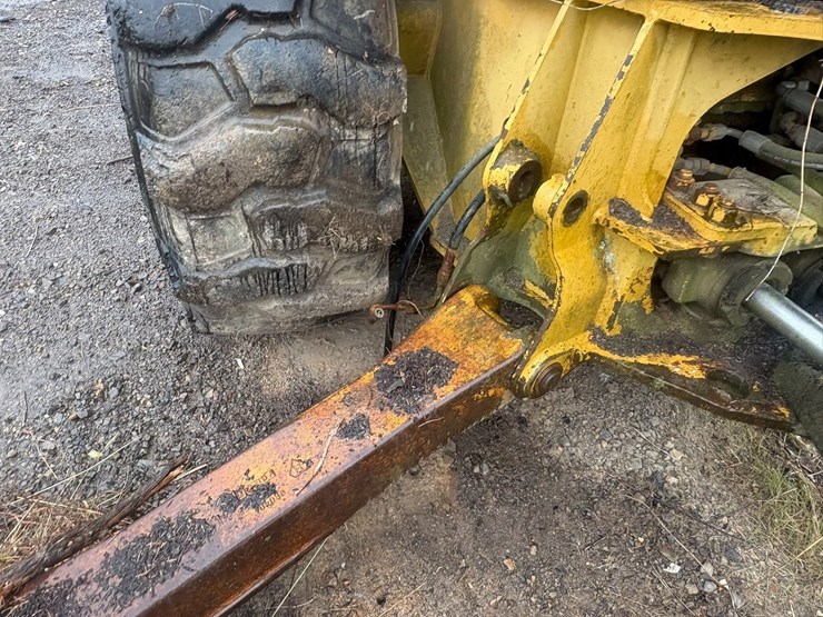 caterpillar-416b-image-42