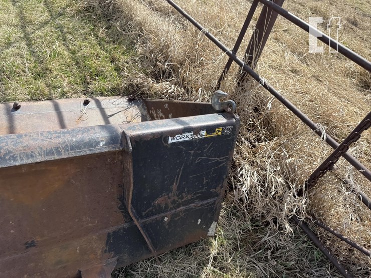 deere-250-image-37