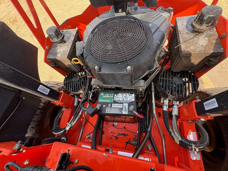 bad-boy-"outlaw"-72"-cut-zero-turn-lawn-mower-(1,403-hours)-image-18