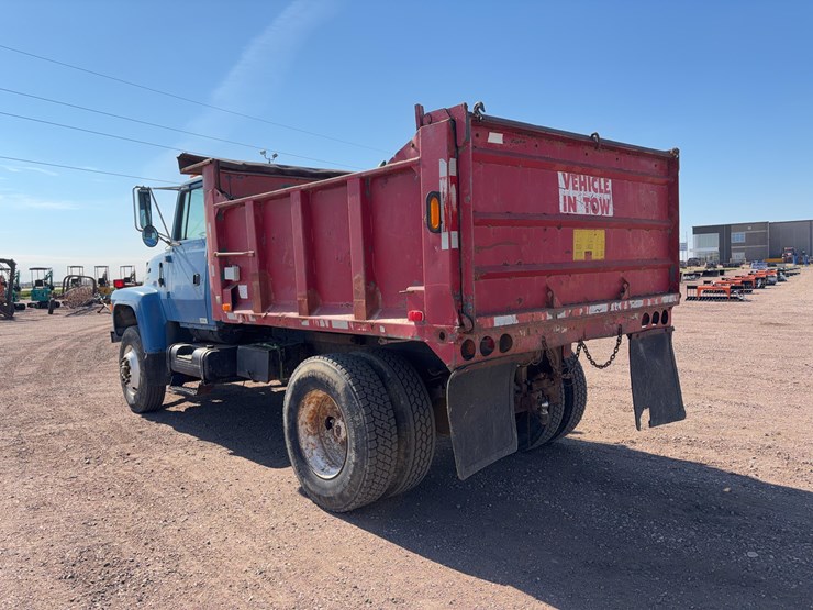 1997-ford-l8000-image-6