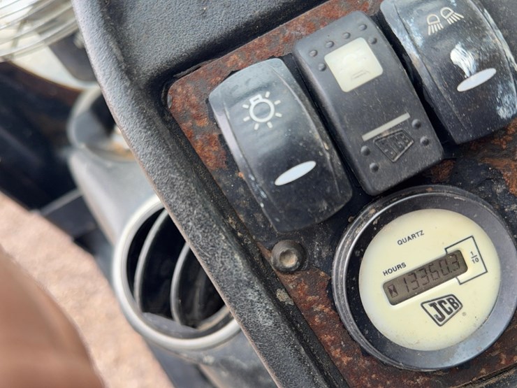 jcb-512-56-image-21