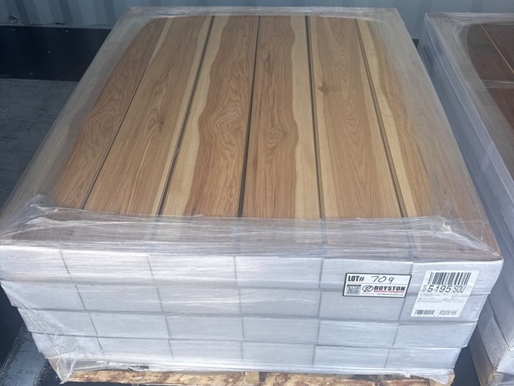 #709-•-24-boxes-of-new-unused-flooring.-483.6-sq--mohawk-outlast-arden-blonde-hickory-image-1