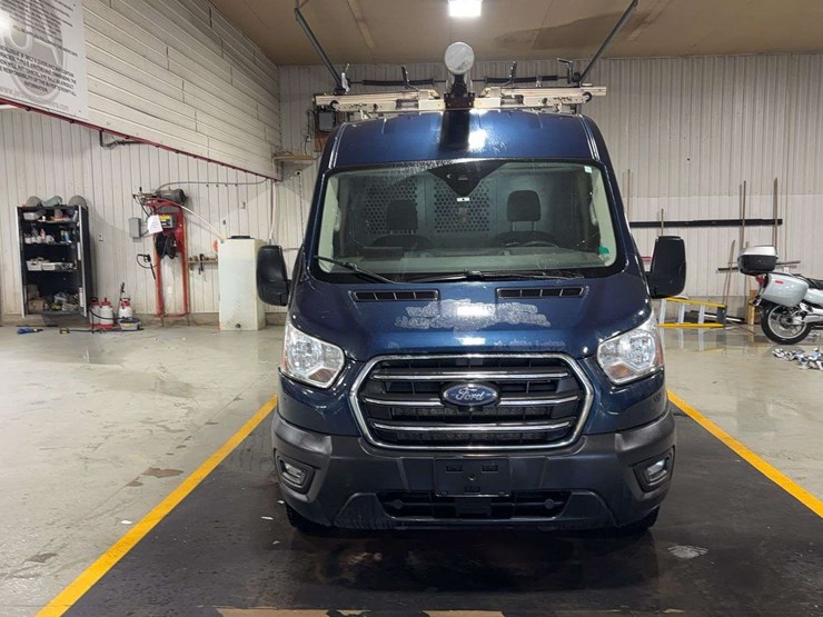 2020-ford-transit-image-8