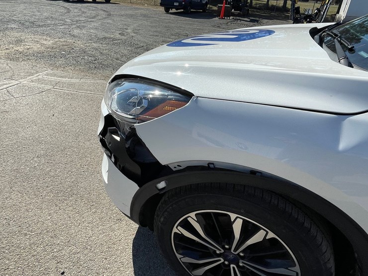 2021-ford-escape-image-17