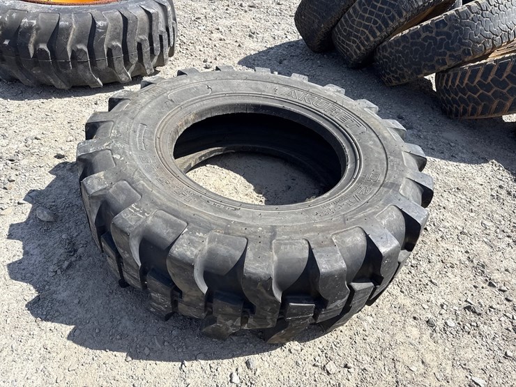 #42768-•-unused-akuret-15.5-25-tractor-tire-inv#-42768-image-4