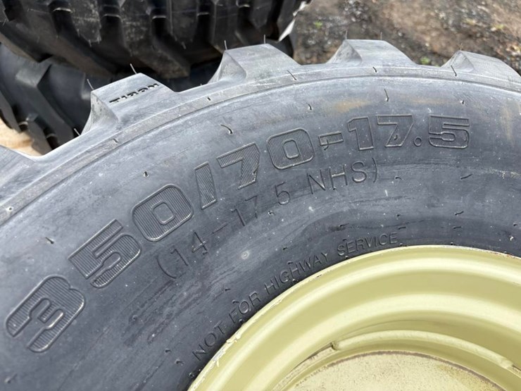 tiron-350/70-17.5-skid-steer-tires-(pair)-image-4