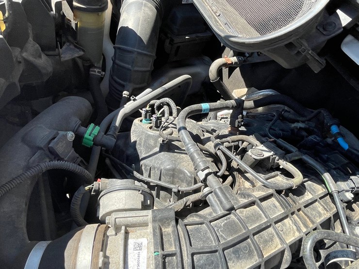 2016-ford-transit-image-59