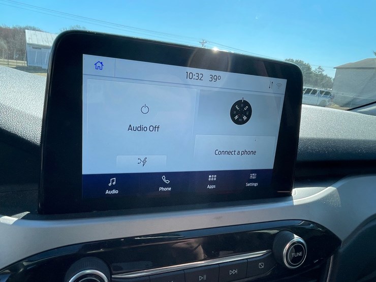 2021-ford-escape-image-39