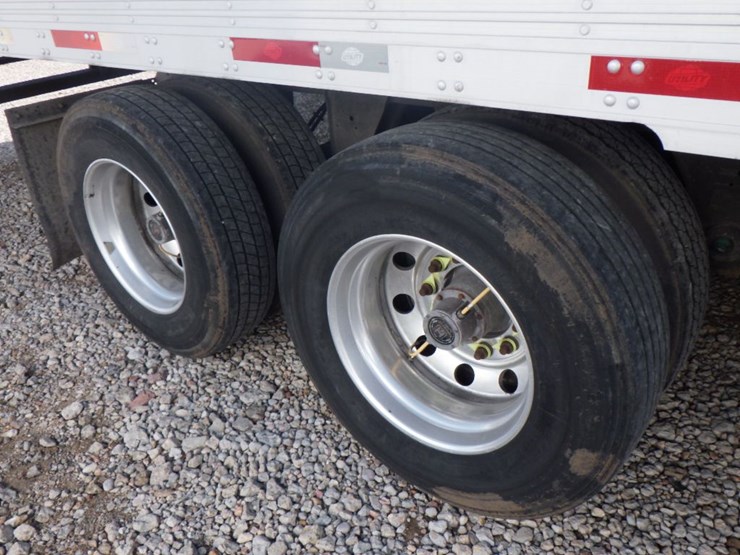 2019-utility-3000r-image-9